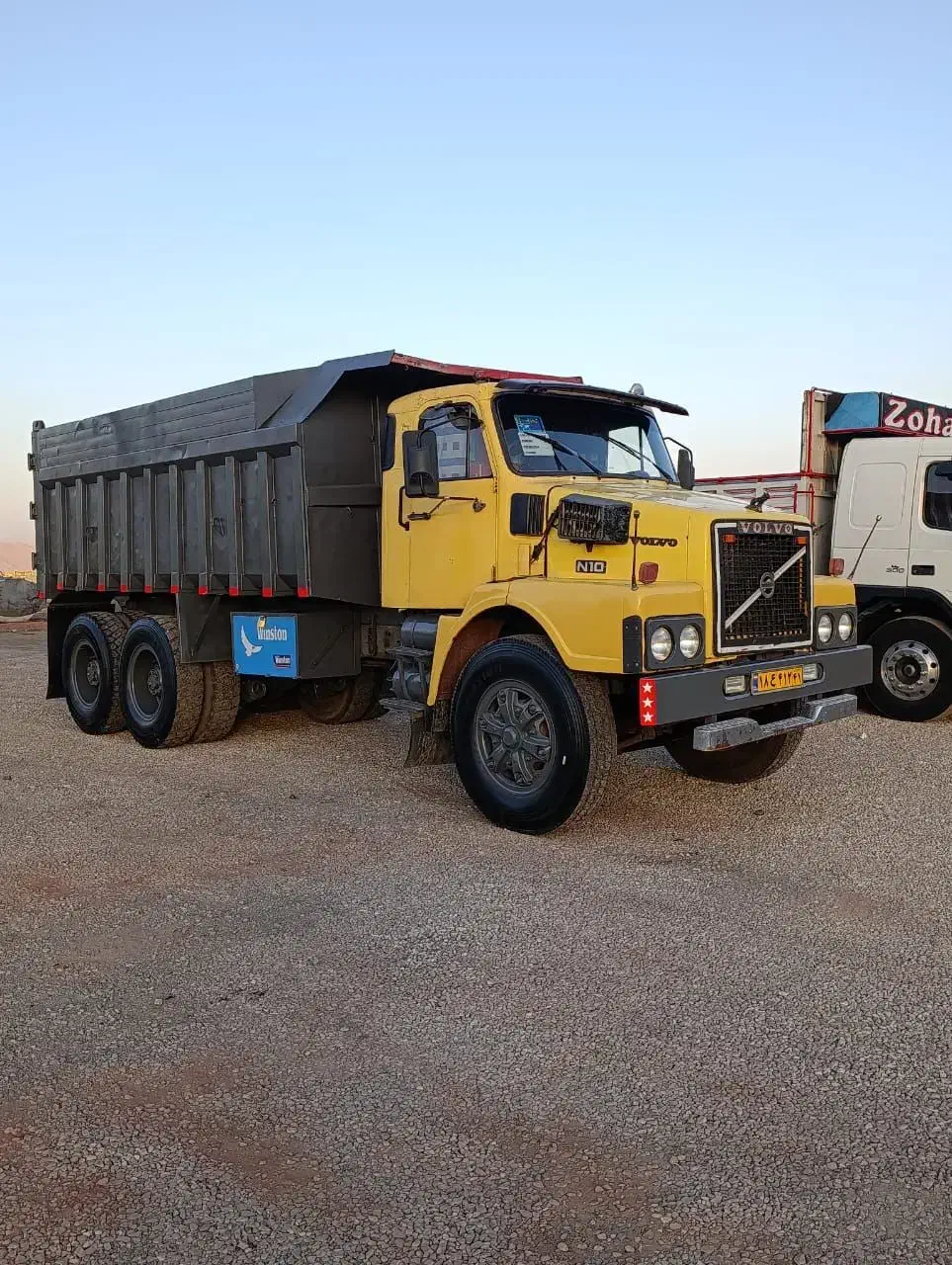 ولوو کمپرسی دهچرخ|خودرو سنگین|خرم‌آباد, |دیوار