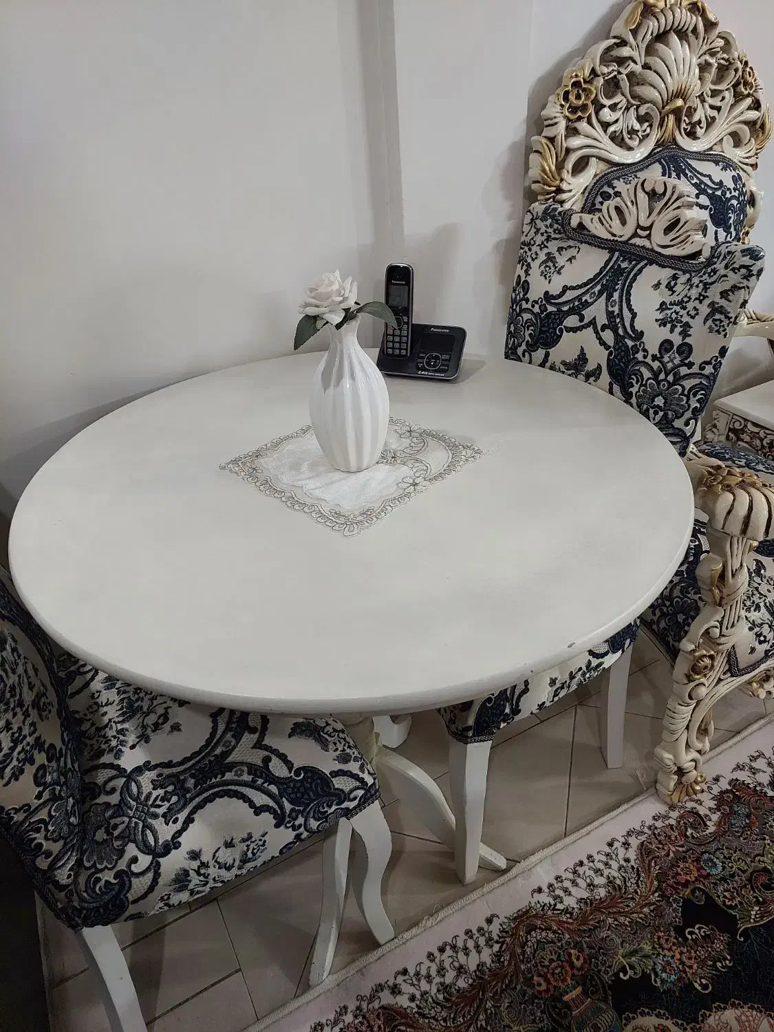 میز ناهار خوری دو نفره کاملا سالم استفاده نشده|مبلمان خانگی و میز عسلی|تهران, مشیریه|دیوار