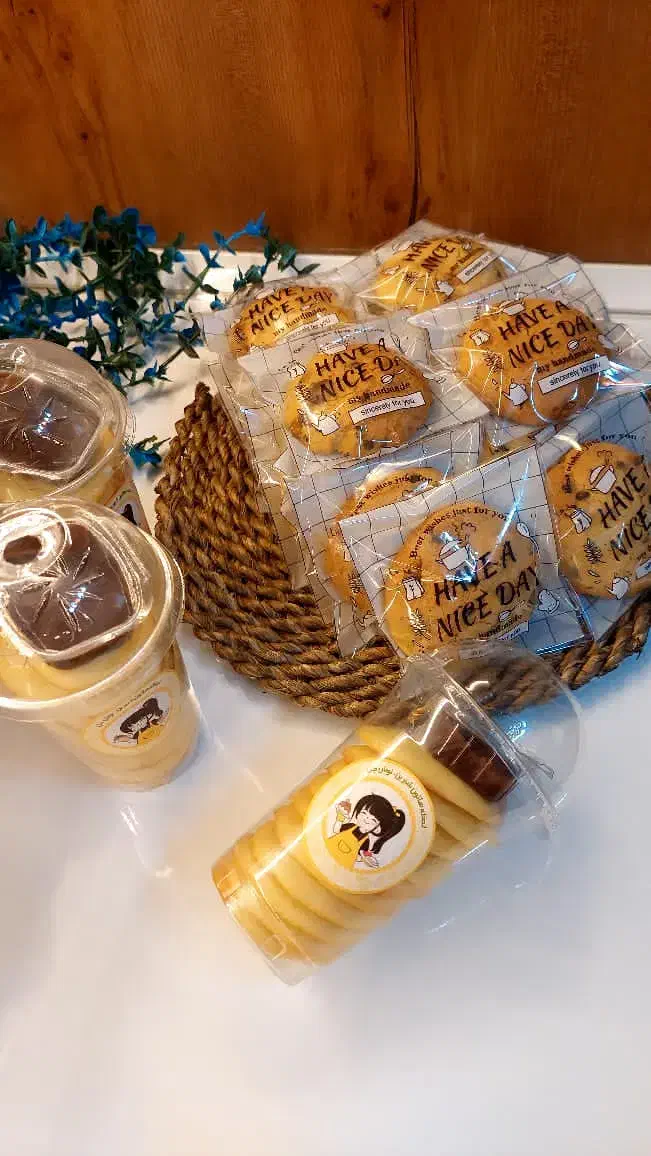 انواع کیک خونگی و انواع کیک تولد|خوردنی و آشامیدنی|بندر ماهشهر, |دیوار