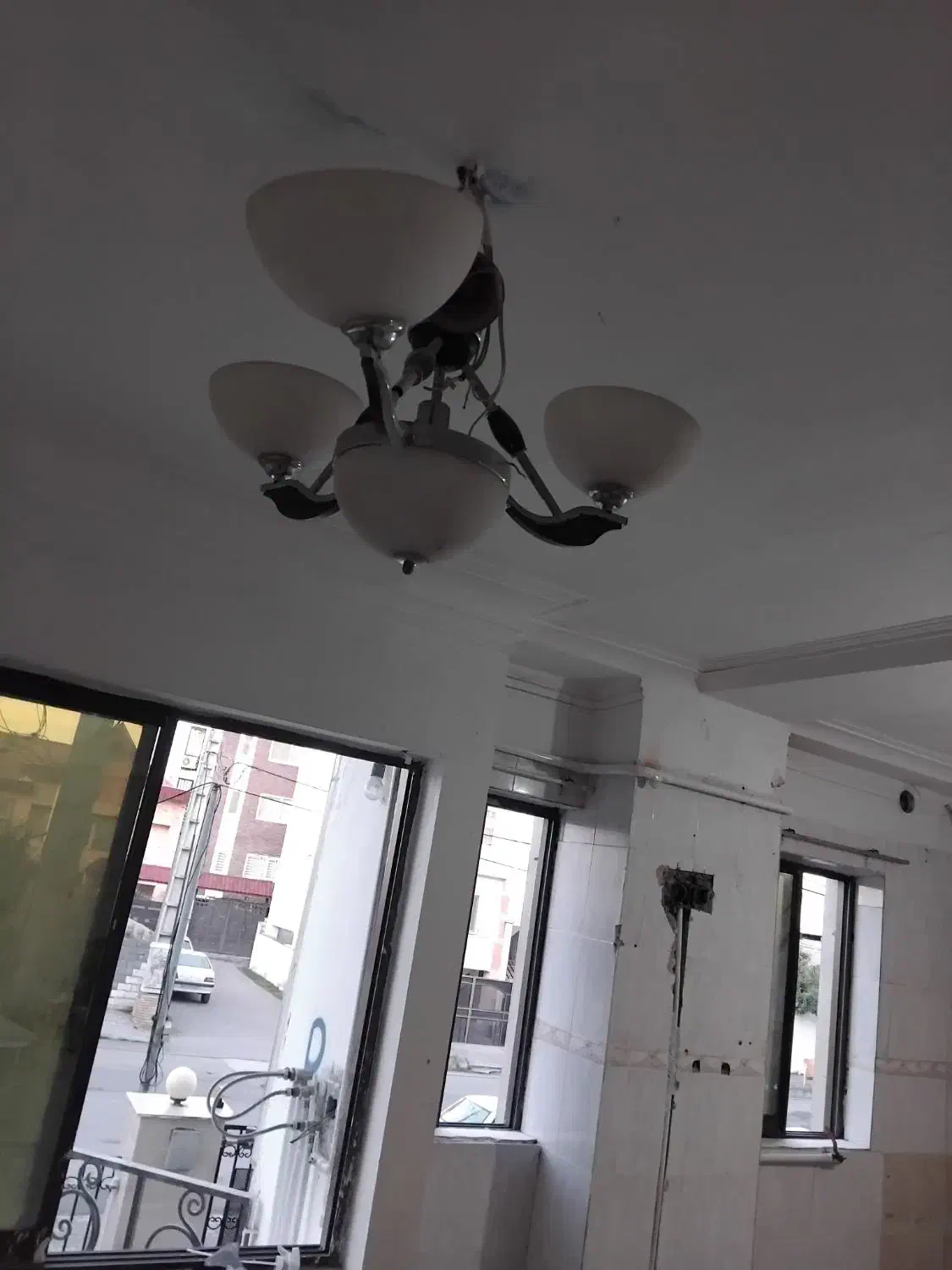 لوستر ۲ عدد و دیوارکوب|لوستر و چراغ آویز|نوشهر, |دیوار