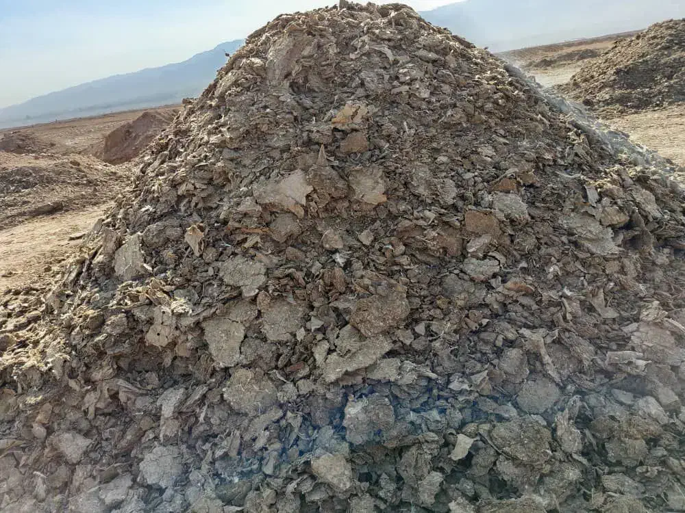 کود حیوانی گاوی و مرغی|خدمات باغبانی و درختکاری|زرند, |دیوار