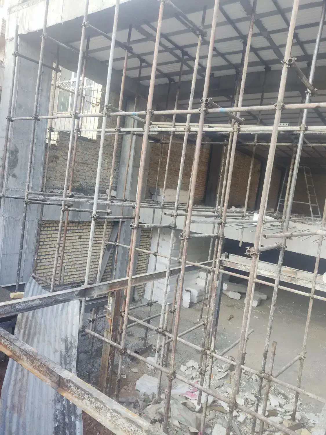 اوستا کار روزمزدآرماتوربند میخوام|استخدام معماری، عمران و ساختمانی|کرمانشاه, |دیوار