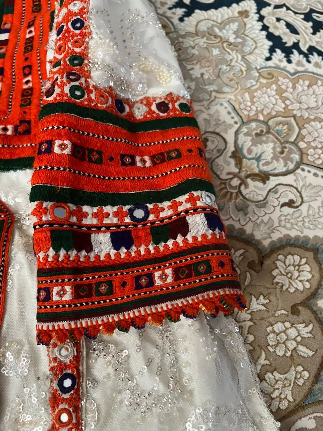 لباس دست دوز 3تا4ساله|لباس|ایرانشهر, |دیوار