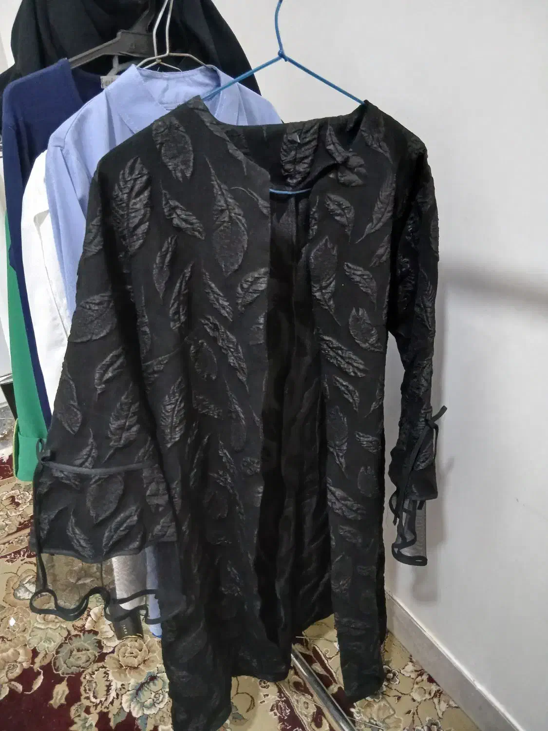 لباس|لباس|مرند, |دیوار