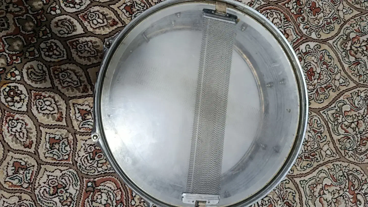 سایدرام|درام و پرکاشن|نیشابور, عدالت|دیوار