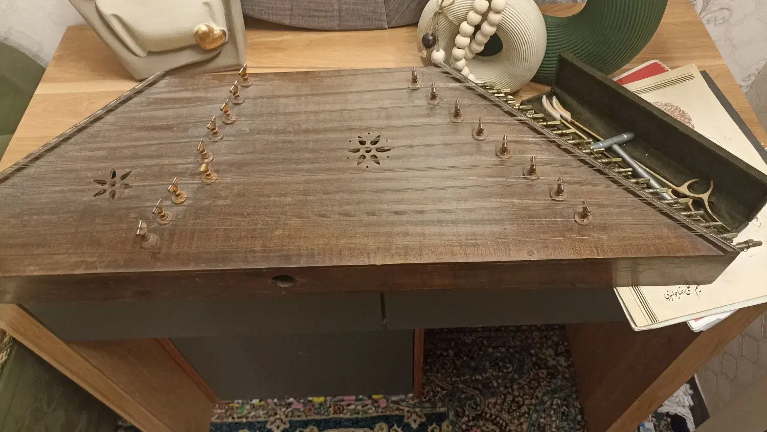 سنتور|سازهای سنتی|تهران, تسلیحات|دیوار