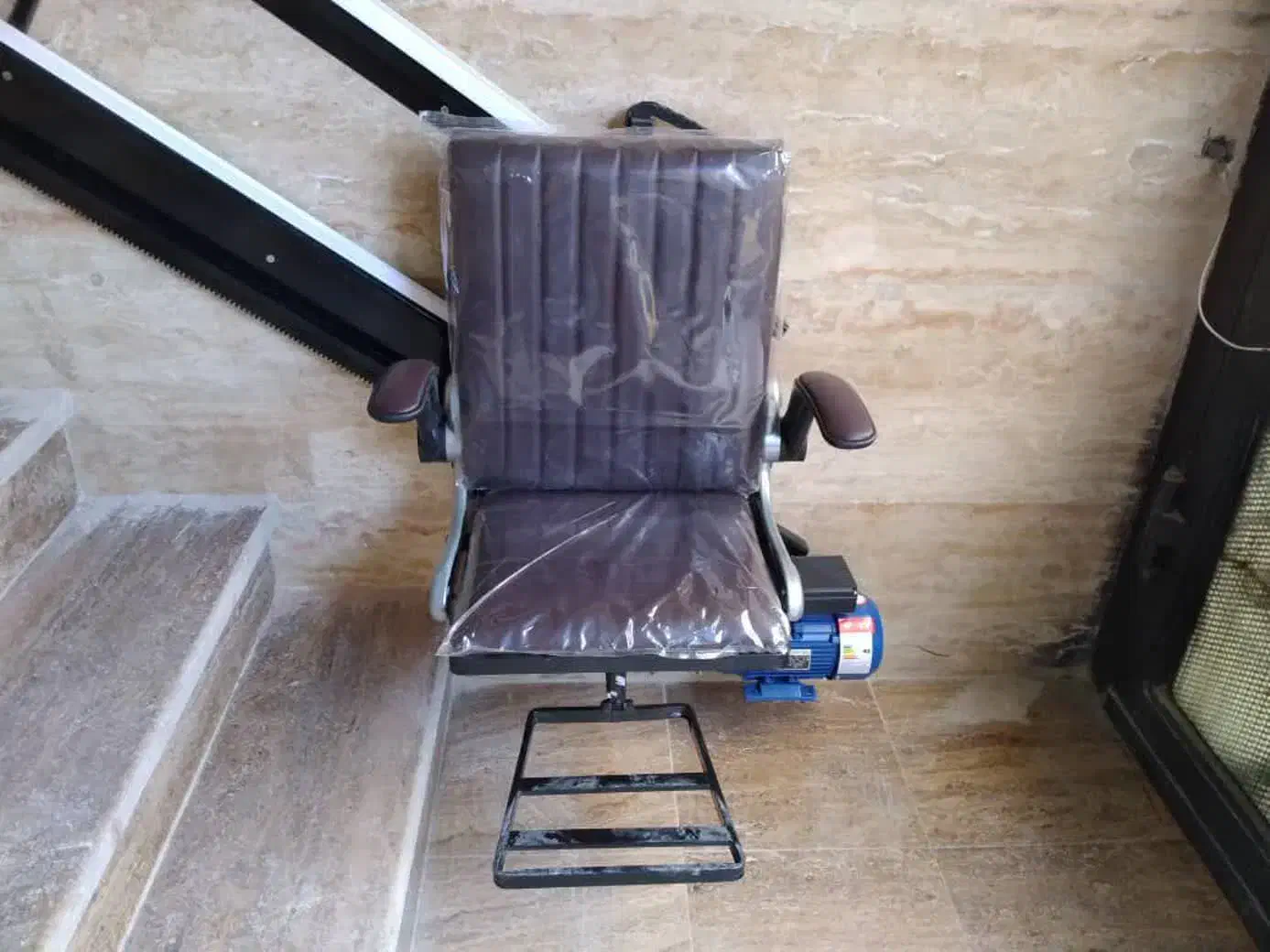 نصب و سرویس پله پیما|خدمات پیشه و مهارت|سیرجان, |دیوار