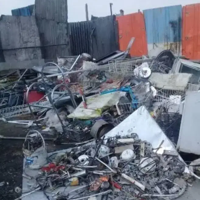 خرید ضعایات اهن چدن کارتن پلاستیک درب منزل|عمدهفروشی|میناب, |دیوار