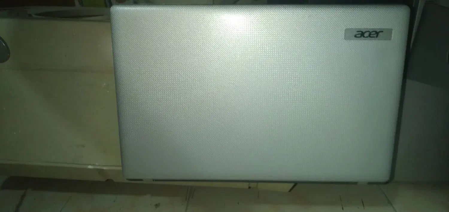 لبتاب aser|رایانه همراه|تهران, خاک سفید|دیوار