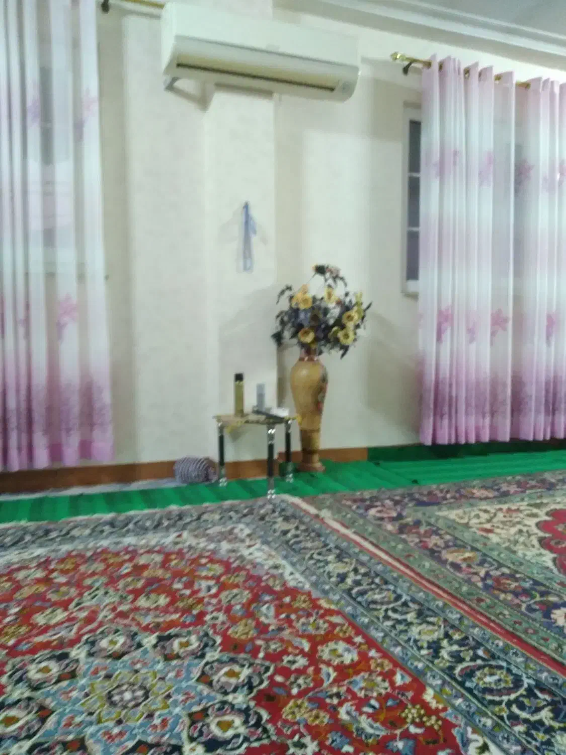 طبقه اول پارکینگ مجهزا|اجارهٔ کوتاه‌مدت آپارتمان و سوئیت|لاهیجان, گلستان|دیوار