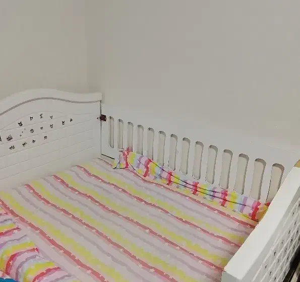 تخت کودک بدون تشک|تخت و سرویس خواب|تربتحیدریه, شهید قرنی|دیوار