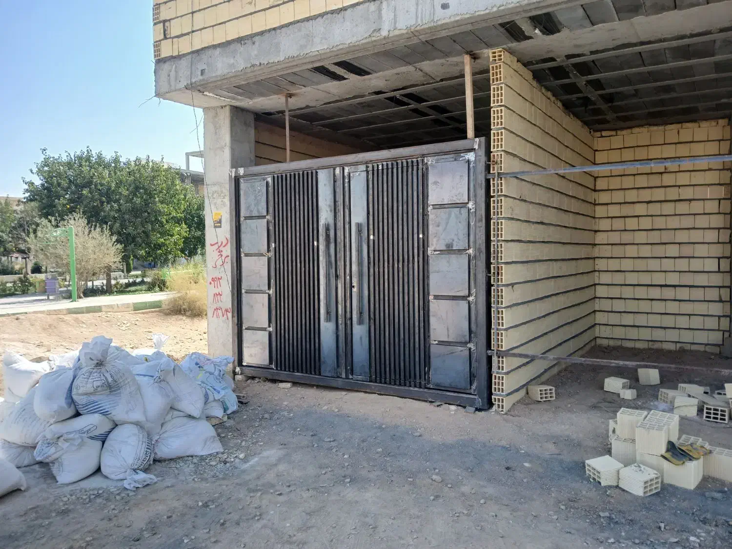 جوشکار سیار انواع جوشکاری|خدمات پیشه و مهارت|شاهینشهر, شهرک صنعتی|دیوار