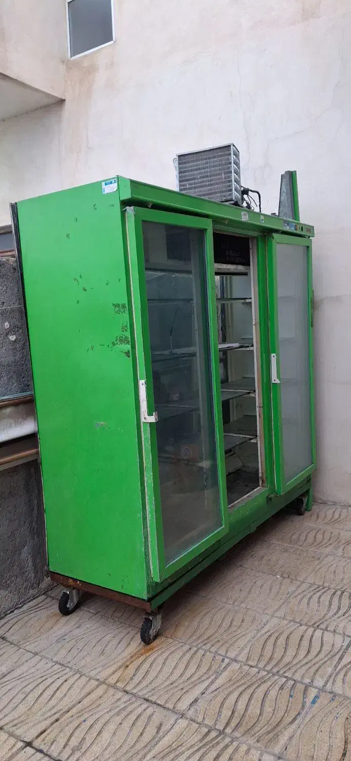 یخچال ویترینی درحد نو|فروشگاه و مغازه|اردبیل, |دیوار