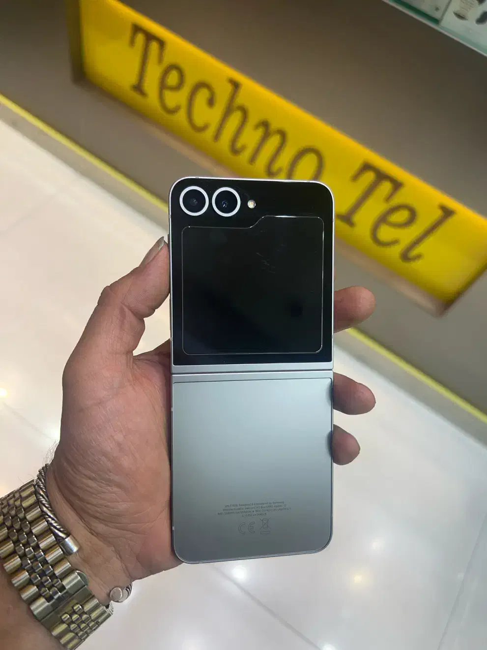 zflip6|موبایل|تهران, شیخ هادی|دیوار