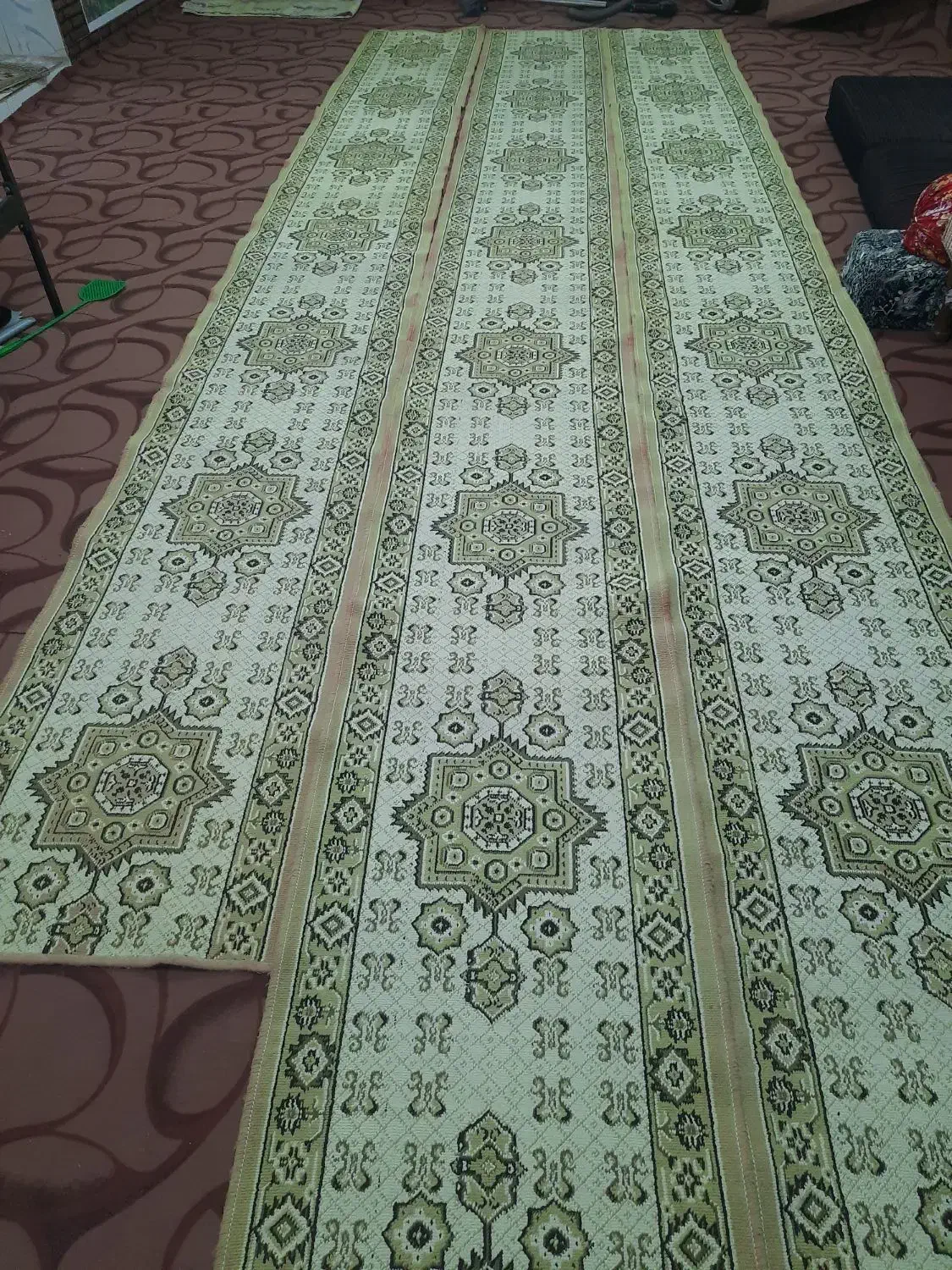 موکت فرشی پله سالم ودرحدنو|فرش|ارومیه, |دیوار