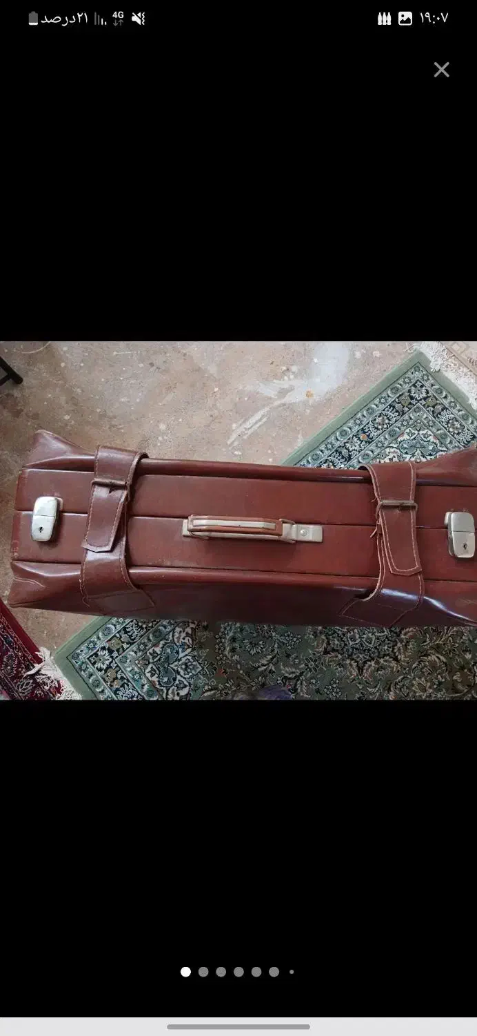 میز تلفن و|کلکسیون اشیاء عتیقه|رشت, استادسرا|دیوار