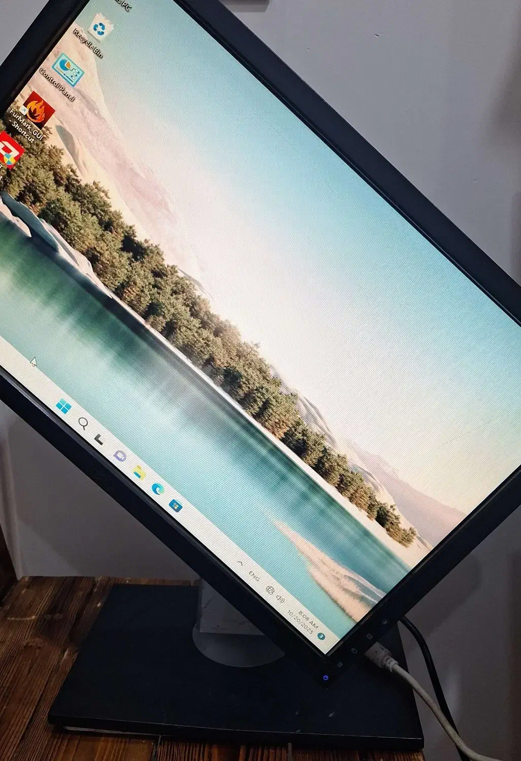 مانیتور ۱۹ اینچ دل واید پایه تلسکوپی پورت VGA  DVI|قطعات و لوازم جانبی رایانه|اسلام‌شهر, شهرک انبیا|دیوار