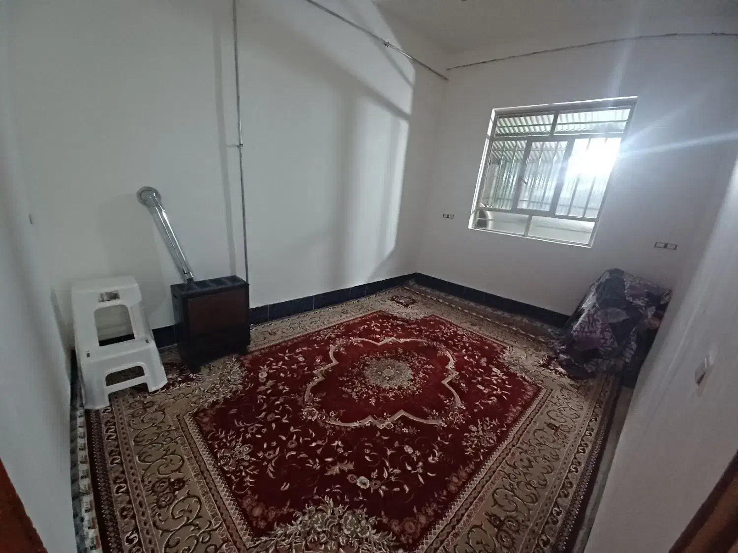 سوئیت اجاره همراه با پارکینگ قیمت توافقی|اجارهٔ خانه و ویلا|بانه, |دیوار