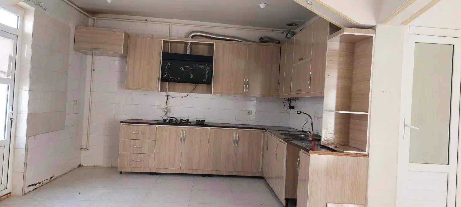 رهن واجاره طبقه بالا|اجارهٔ آپارتمان|دهلران, |دیوار