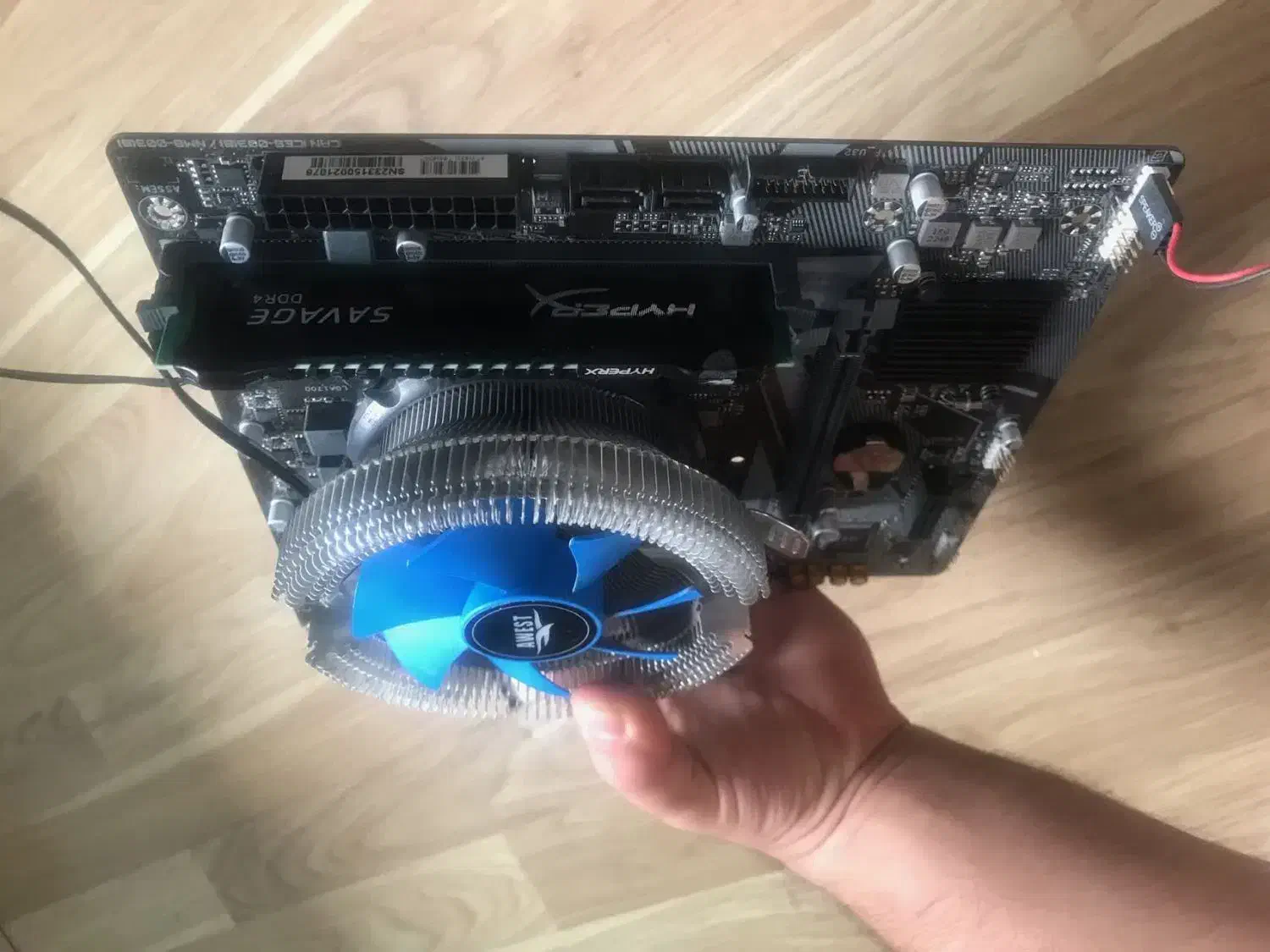 مادربردگیگابایت|قطعات و لوازم جانبی رایانه|تبریز, |دیوار