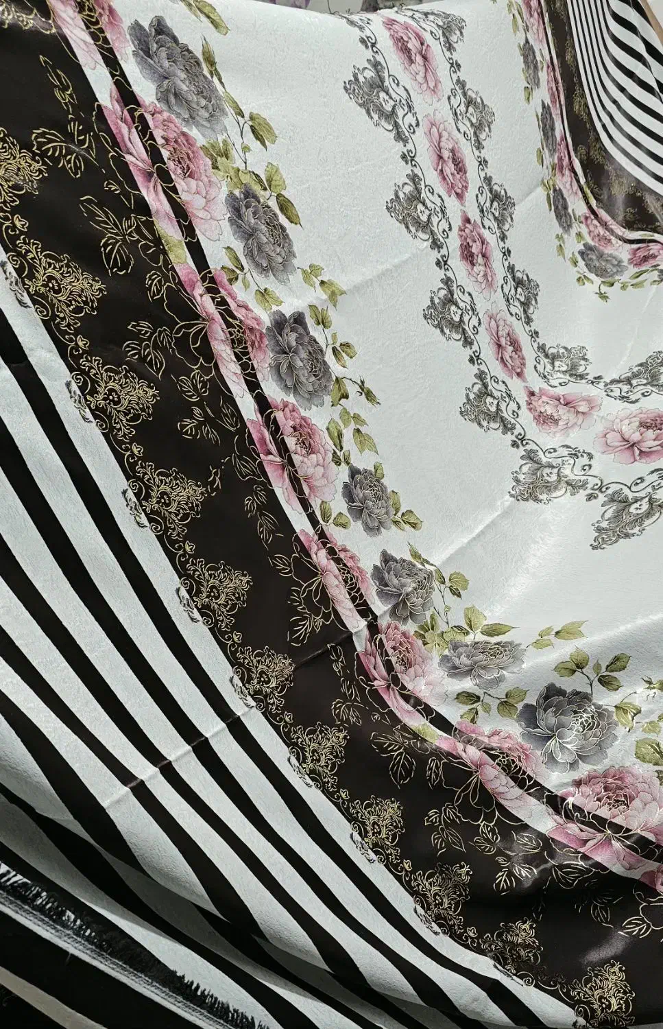 پارچه ساتن گرم بالای خارجی ۲رو مناسب روتختی|سرویس روتختی|سنندج, |دیوار