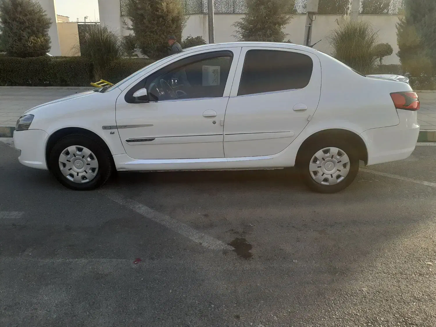 رانا مدل آخر۹۵|خودرو سواری و وانت|فردیس, شهرک شهید حسینی|دیوار