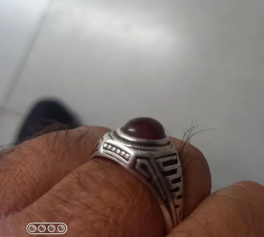 انگشترگمشده|بدلیجات|بروجرد, |دیوار