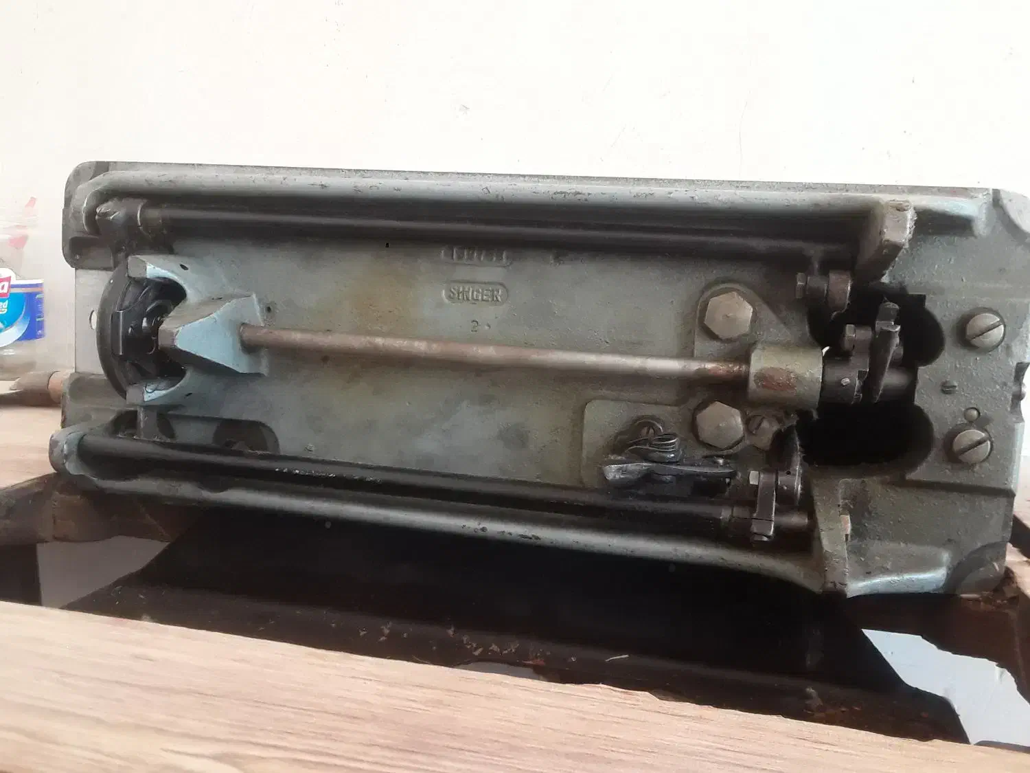 فروش چرخ خیاطی سینگر سالم با میز|چرخ خیاطی و ریسندگی|زارچ, |دیوار