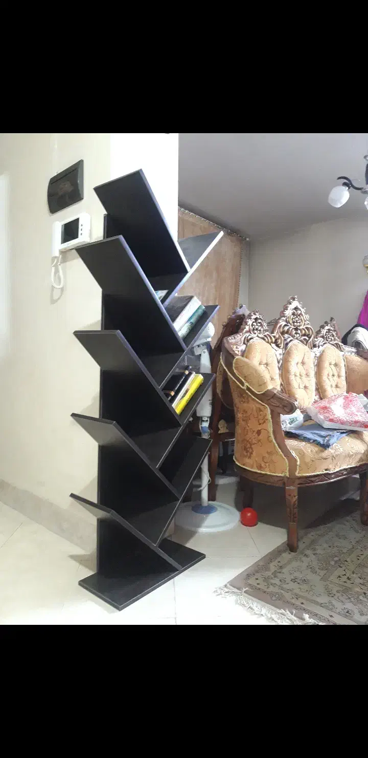 کتابخانه درختی|کتابخانه، شلف، قفسههای دیواری|صدرا-فارس, فاز ۱|دیوار