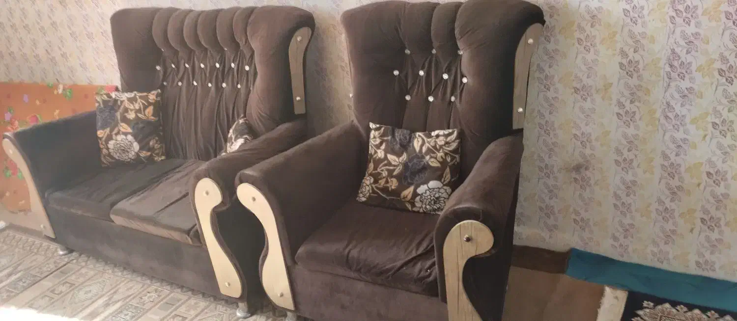 مبل 7نفره|مبلمان خانگی و میز عسلی|تربت جام, فاز ۱ فرهنگیان|دیوار