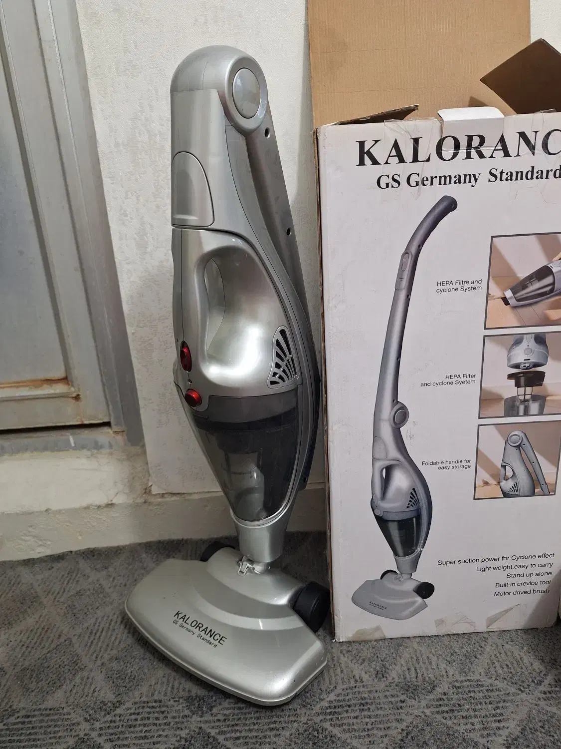 سالمه فقد شارژر نداره ک روشن بشه|جاروبرقی، جارو شارژی، بخارشو|اسلامشهر, شهرک واوان|دیوار