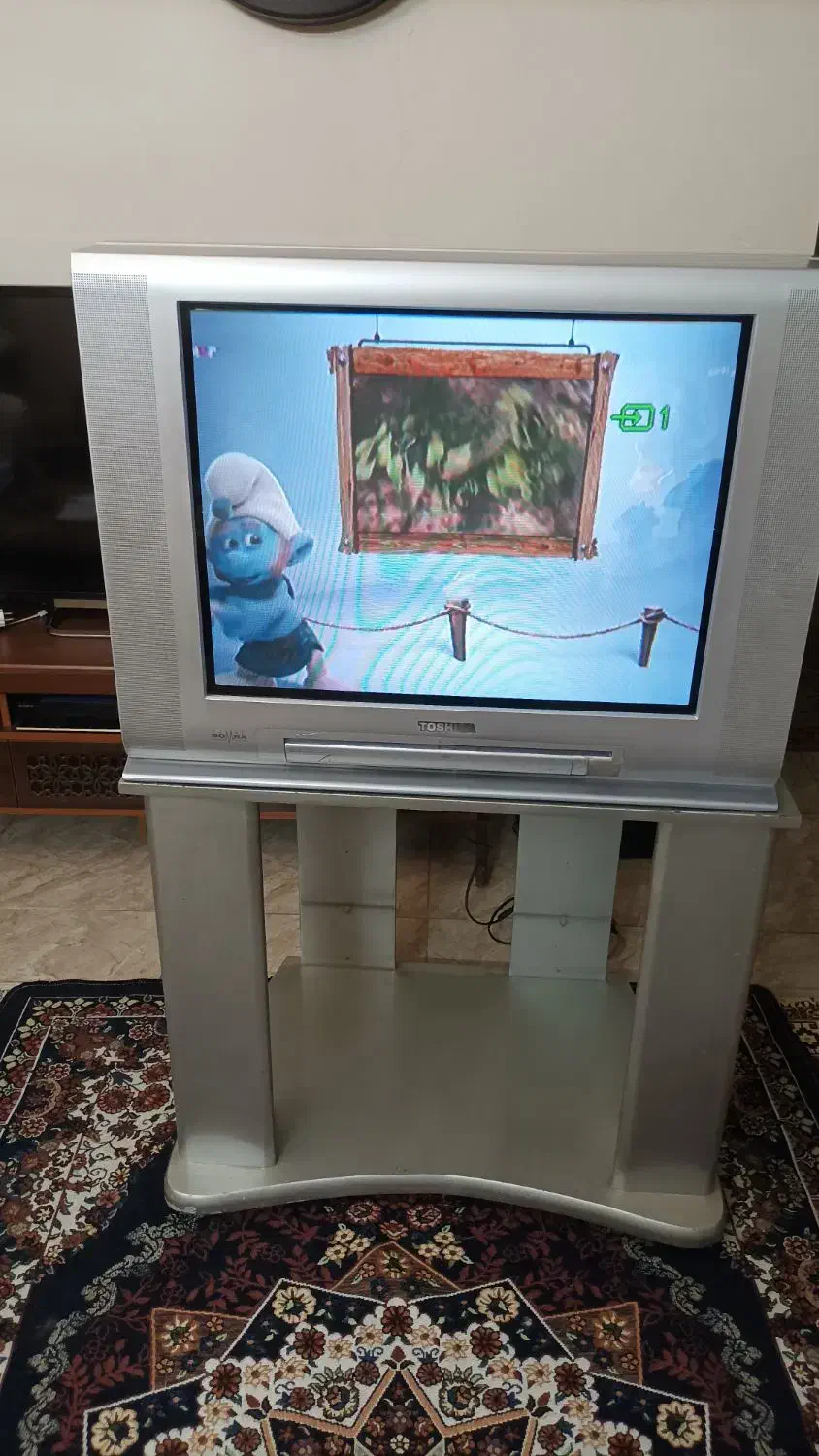 تلویزیون 29اینچ توشیبا با میز|تلویزیون و پروژکتور|تهران, شاهین|دیوار