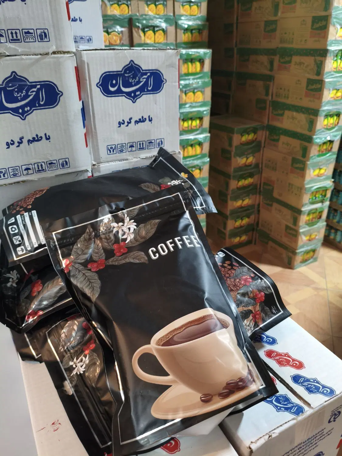 قهوه روبوستا تازه،کیفیت و قیمت رقابتی|خوردنی و آشامیدنی|تهران, شهرک گلها|دیوار