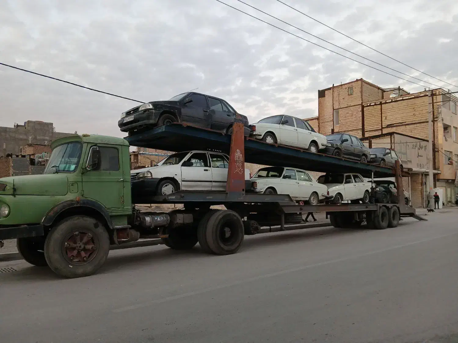 طرح مرکز ماشین های از رده خارج|خودرو سواری و وانت|مشهد, الهیه|دیوار