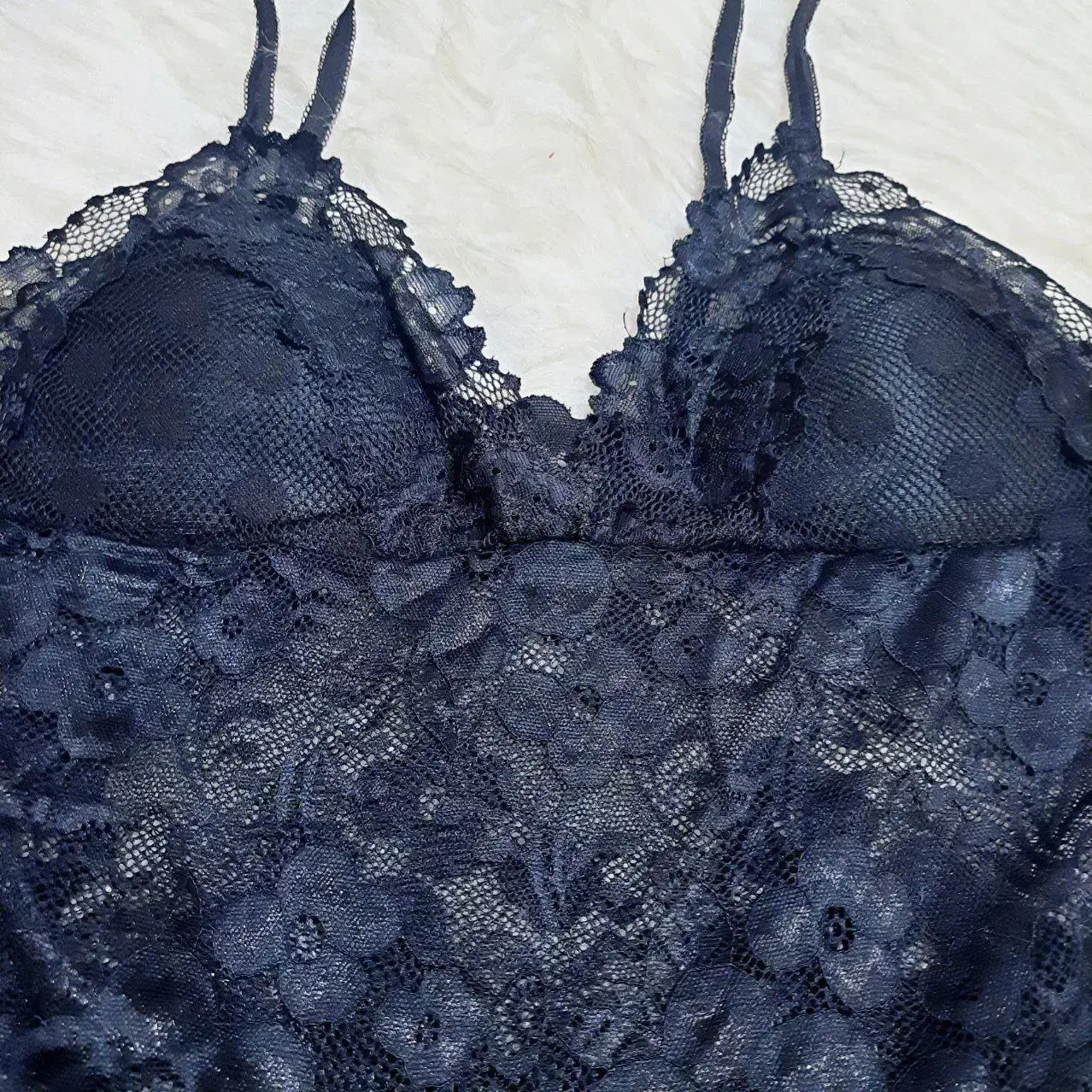 لباس خواب|لباس|قم, زینبیه|دیوار