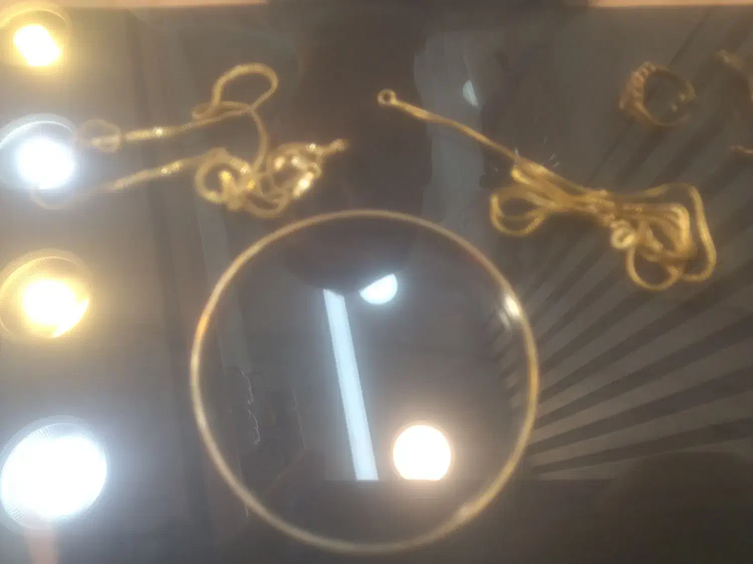 طلا بدون اجرت وسود|جواهرات|میانه, |دیوار