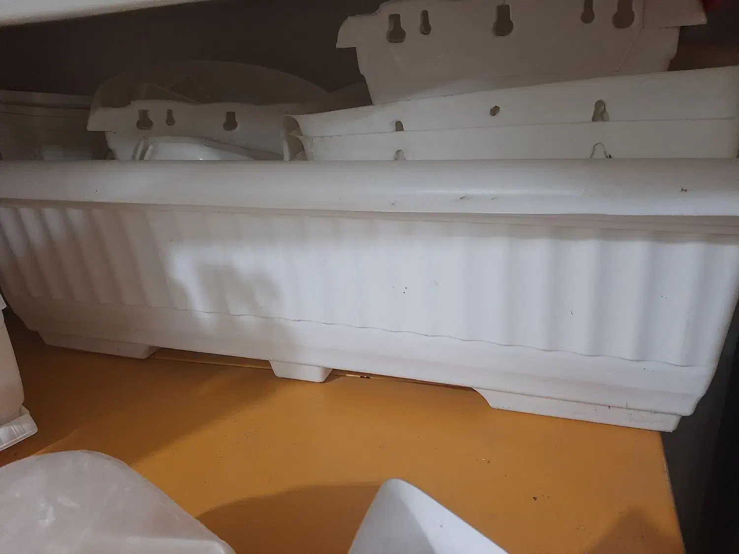 انواع گلدانهای دیوار کوب وباکس وگلدان سفالی|گل و گیاه طبیعی|مینودشت, |دیوار