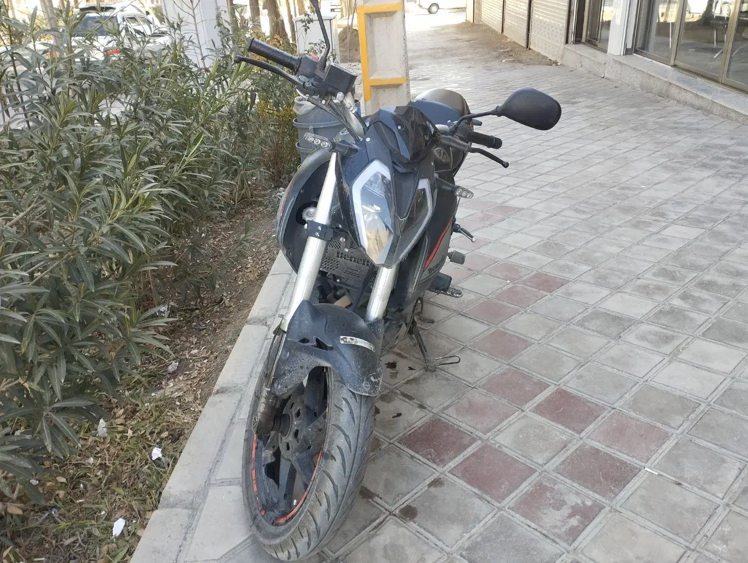 بنلی ۱۸۰|موتورسیکلت|خمینی‌شهر, |دیوار