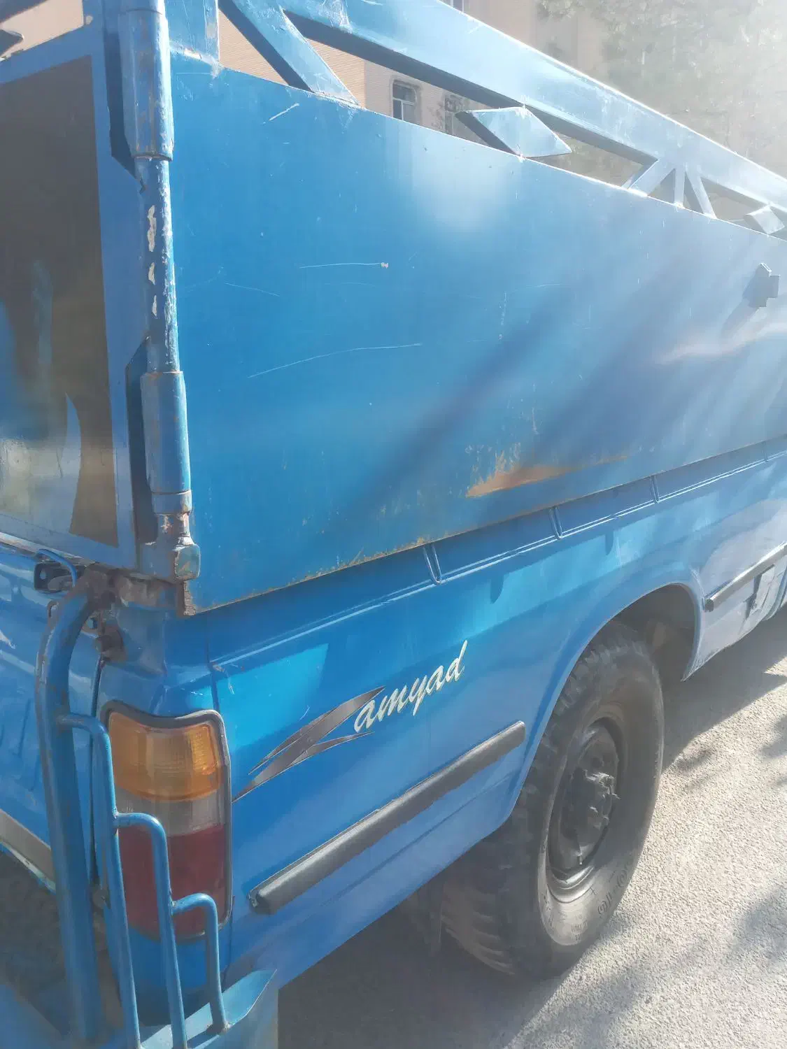 لگنی نیسان وانت|قطعات یدکی و لوازم جانبی|اندیشه, اندیشه فاز ۴|دیوار