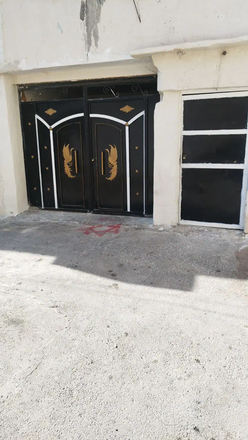 منزل خانه فروشی|فروش خانه و ویلا|شیراز, لب آب|دیوار