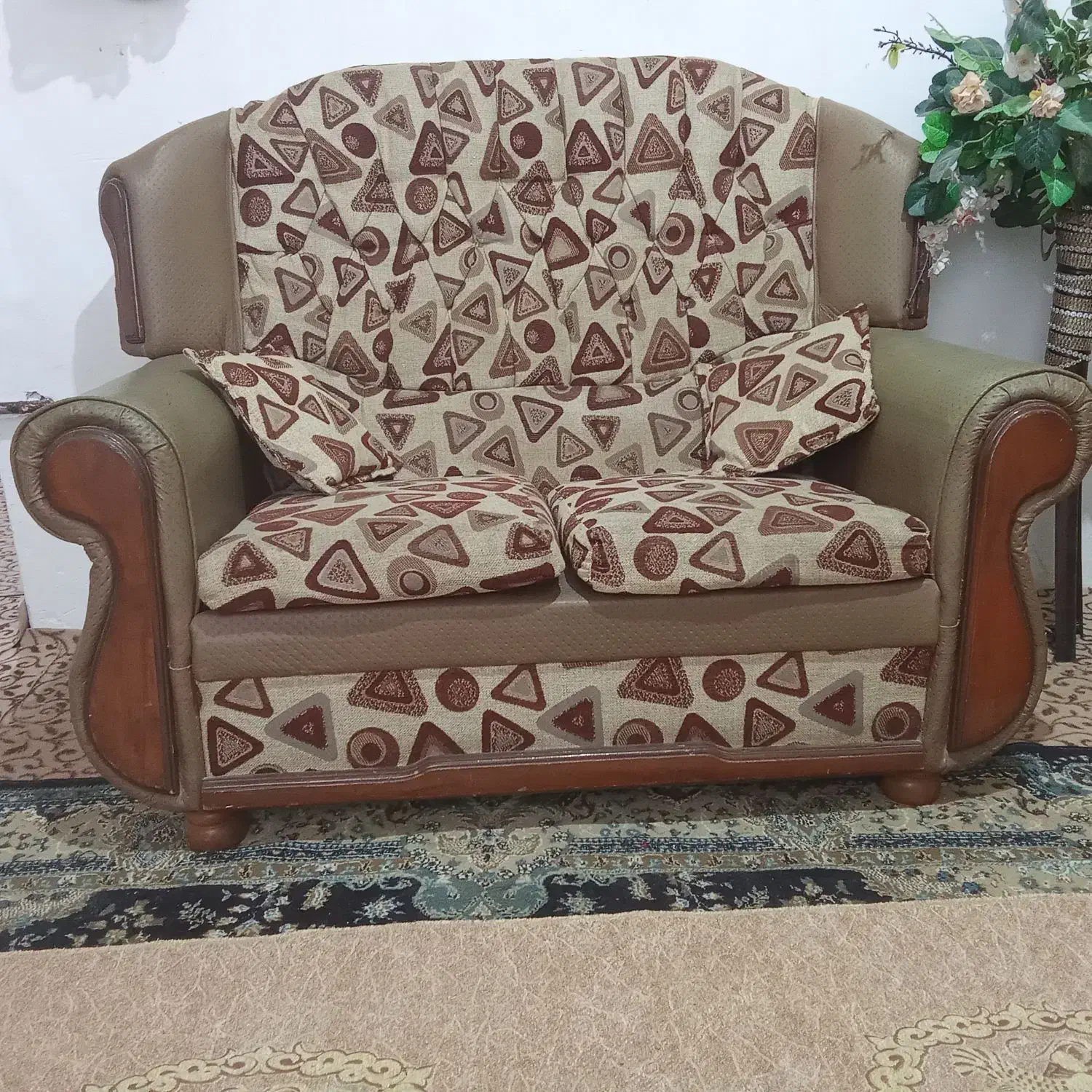 مبل در حد نو|مبلمان خانگی و میز عسلی|آزادشهر, |دیوار