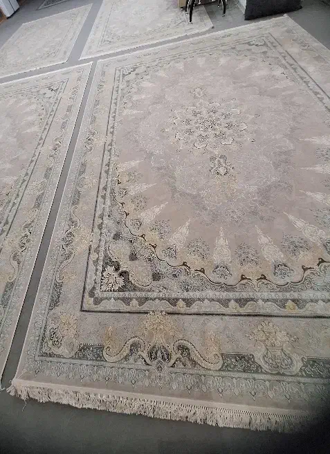 ۴ عدد فرش ۱۵۰۰ شانه عقیق کاشان ۵۰ میلیون تومان|فرش|رباط‌کریم, رباط‌کریم|دیوار