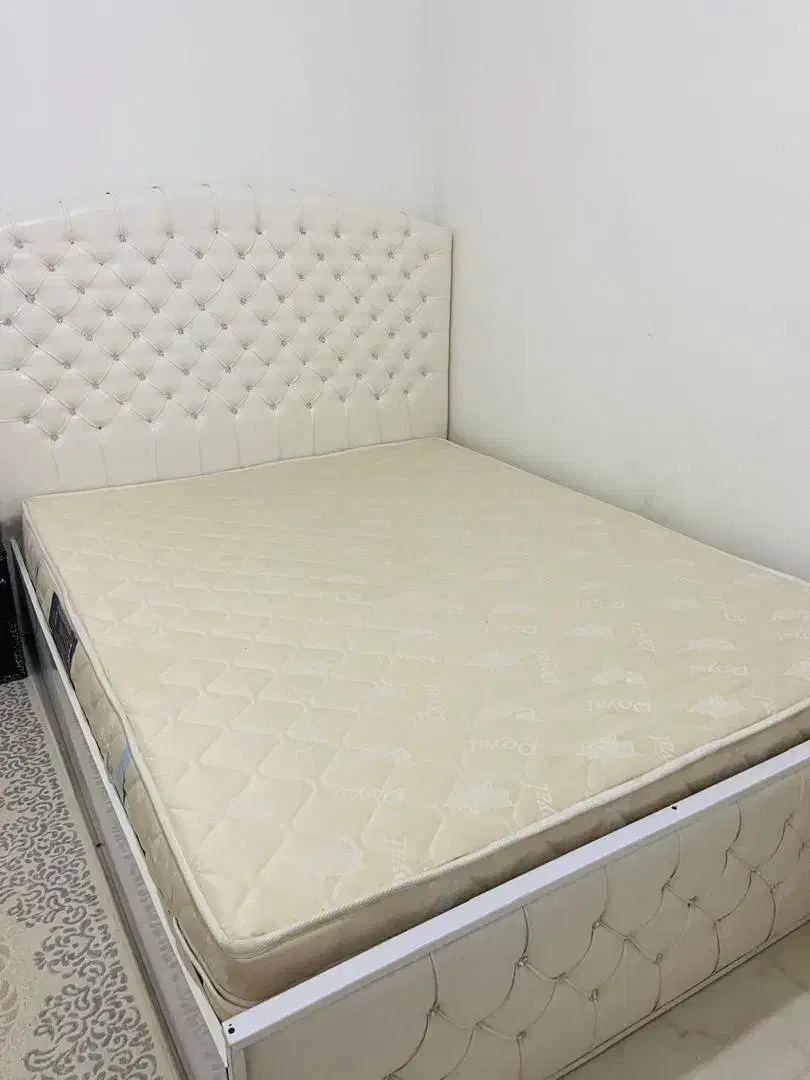 سرویس خواب سالم با تشک|تخت و سرویس خواب|سرپل ذهاب, |دیوار