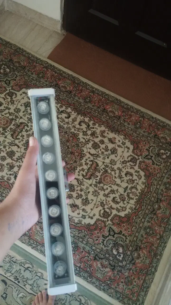 فدرالی. ۲۲۰ و. ۱۲ ولت|لامپ و چراغ|صحنه, |دیوار