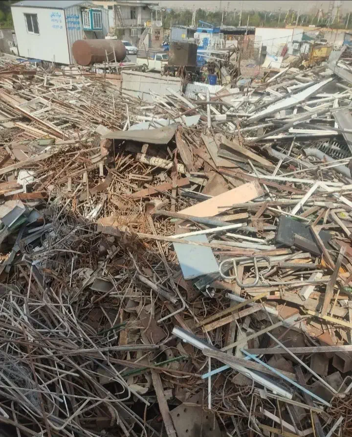 خرید فروش اهن ضایعات ساختمانی|عمدهفروشی|تهران, نظامآباد|دیوار