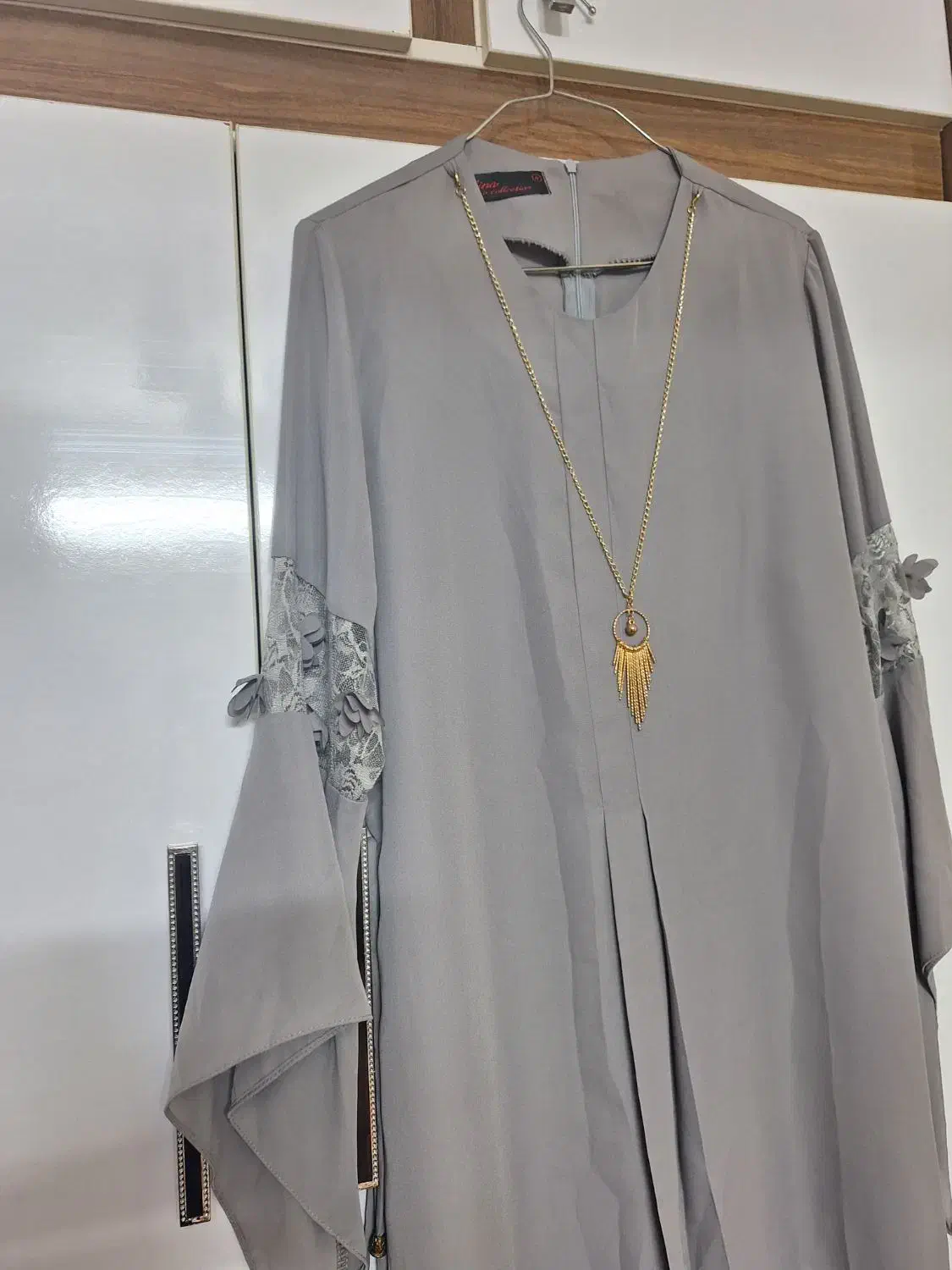 باسلام چند دست لباس در حد نو|لباس|شاهینشهر, خانه کارگر|دیوار