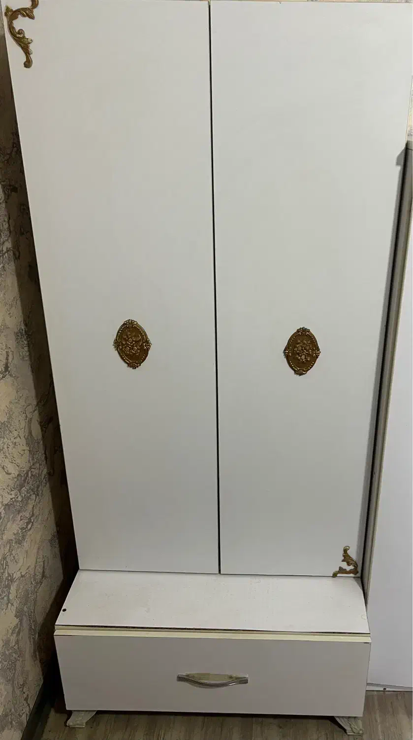 صندلی ناخن میزناخن ترولی میکاپ تخت مژه تخت تزریقات|آرایشگاه و سالن‌های زیبایی|کرج, کمال‌شهر|دیوار