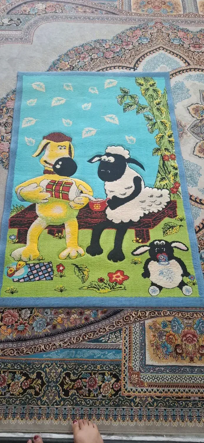 قالیچه اتاق کودک|گلیم، جاجیم، گبه|شیراز, آبیاری|دیوار