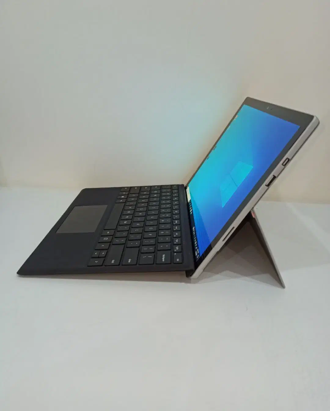 لب تاپ سرفیس پرو لمسی (pro10windoz)معاوضه|رایانه همراه|تهران, پرستار|دیوار