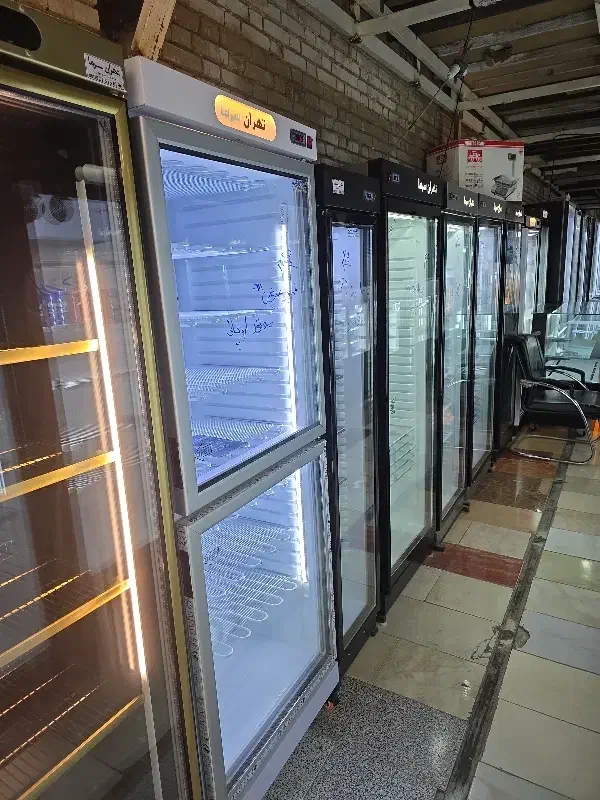 فریزر ۷۰ سانتی ایستاده ویترینی تک در و دو درب|فروشگاه و مغازه|مشهد, فدک|دیوار